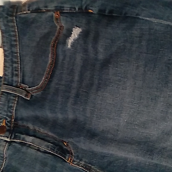 Universal  Thread denim shorts. NWT  Size 20W - Picture 7 of 12